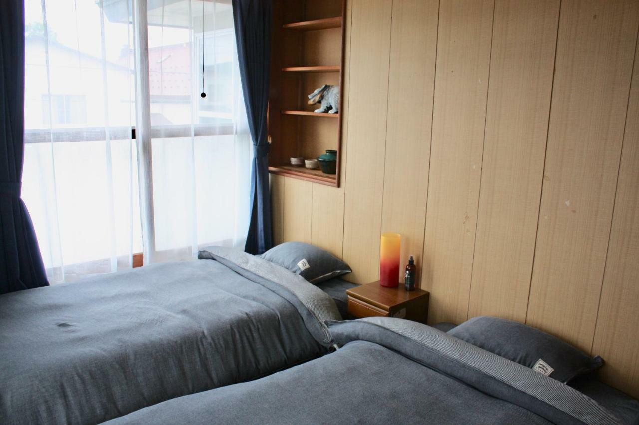 Higashimachi House 東町ハウス Apartman Siraoi Kültér fotó